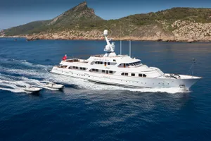 MIRAGE - Feadship 53m - 7 Cabins - Cannes - Monaco - Naples - Caribbean - Bahamas MIRAGE - Feadship 53m - 7 Cabins - Cannes - Monaco - Naples - Caribbean - Bahamas