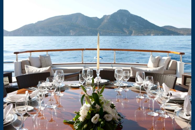 Charter Yacht MIRAGE - Feadship 53m - 7 Cabins - Cannes - Monaco - Naples - Caribbean - Bahamas