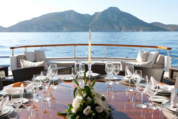 Charter Yacht MIRAGE - Feadship 53m - 7 Cabins - Cannes - Monaco - Naples - Caribbean - Bahamas