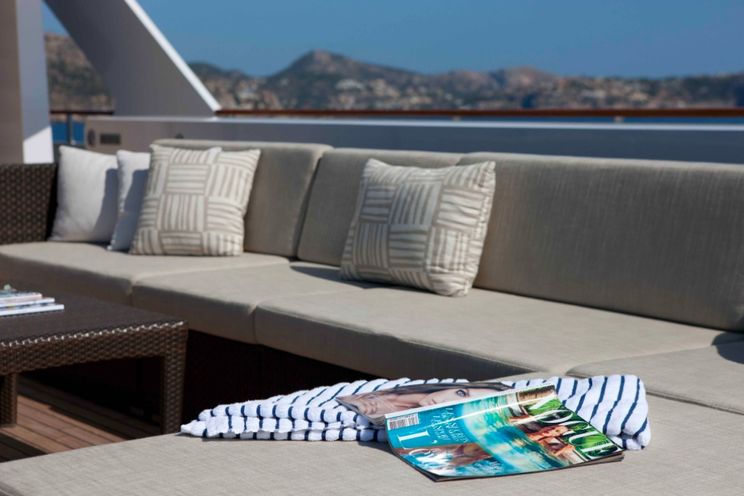 Charter Yacht MIRAGE - Feadship 53m - 7 Cabins - Cannes - Monaco - Naples - Caribbean - Bahamas