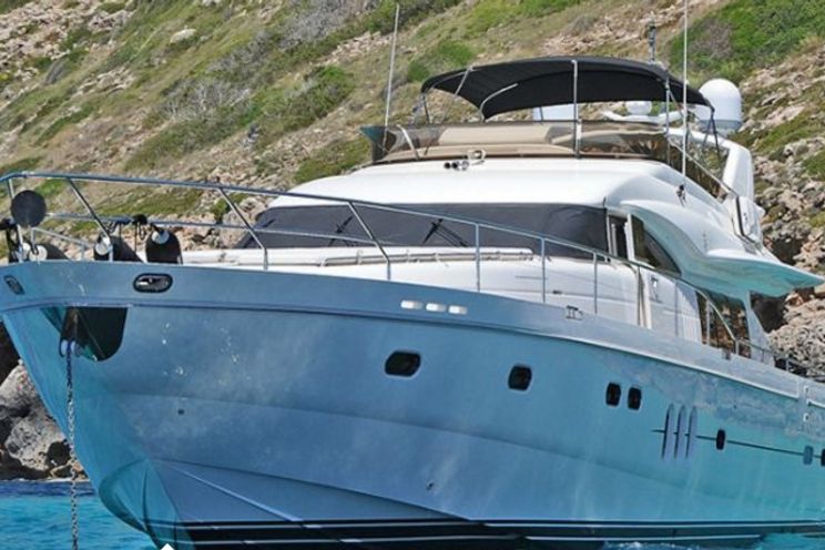 Charter Yacht MISS KATE - Princess 23m - 4 Cabins - Mallorca
