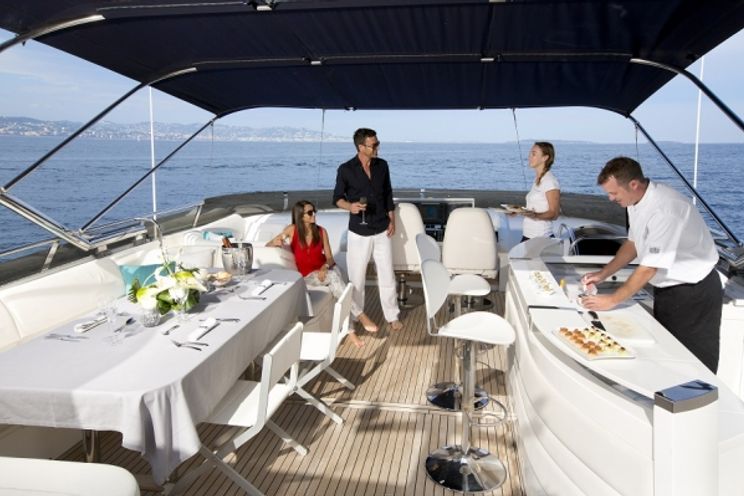Charter Yacht MOLLY MALONE - Princess 95 - 4 Cabins - Cannes - St Tropez - Monaco