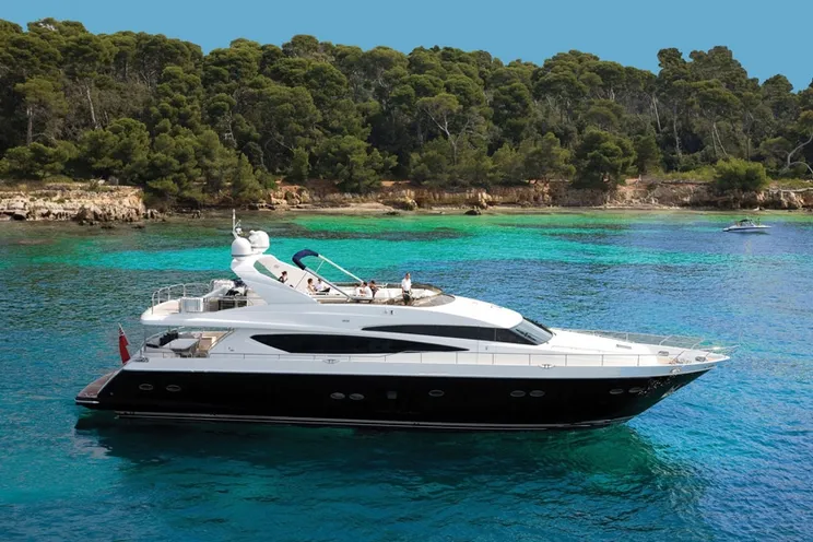 Charter Yacht MOLLY MALONE - Princess 95 - 4 Cabins - Cannes - St Tropez - Monaco