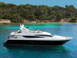 MOLLY MALONE - Princess 95 - 4 Cabins - Cannes - St Tropez - Monaco MOLLY MALONE - Princess 95 - 4 Cabins - Cannes - St Tropez - Monaco