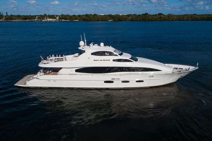 Charter Yacht NAMASTAY - Lazzara 116 - 4 Cabins - Nassau - Staniel Cay - Exumas - Bahamas