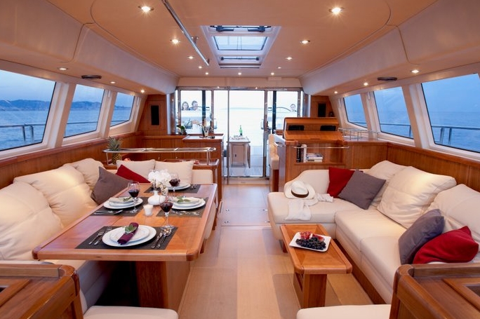 Charter Yacht Moody 62DS - 3 Cabins - Ajaccio - Corsica