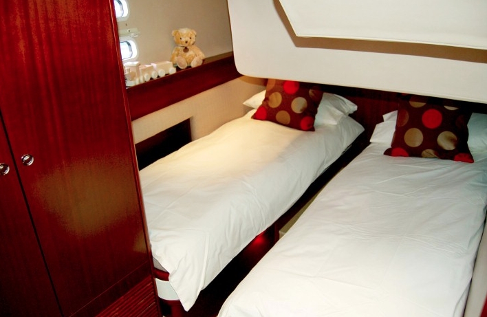 Charter Yacht Moody 62DS - 3 Cabins - Ajaccio - Corsica