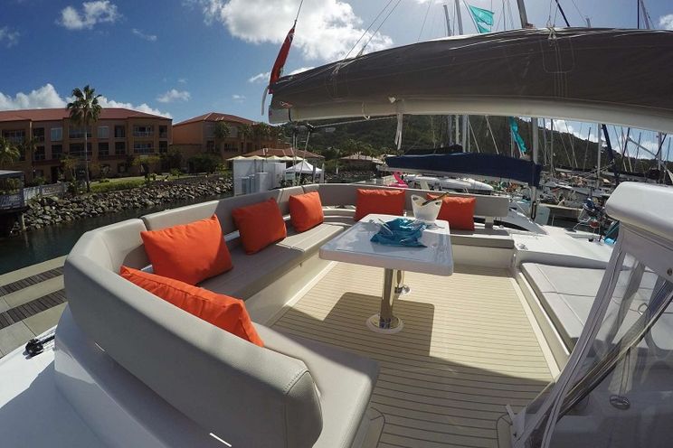 Charter Yacht MOON BLOSSOM - Leopard 50 - 3 Cabins - Nassau - Tortola - St Thomas