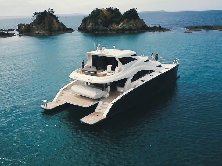 MOONDANCE - Sunreef 70 MOONDANCE - Sunreef 70