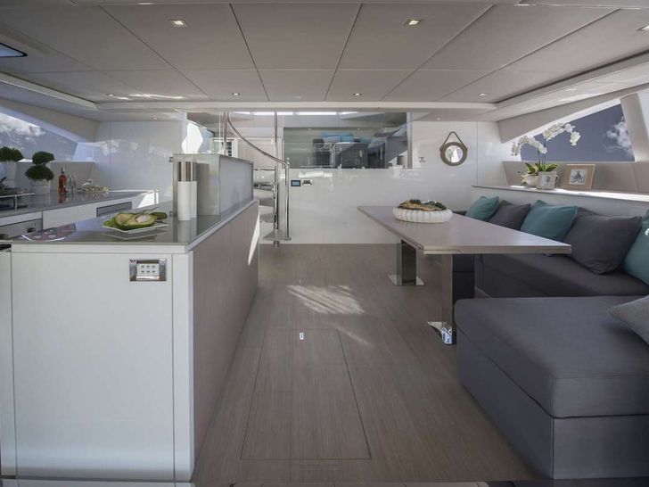 MOONDANCE - Sunreef 70 MOONDANCE - Sunreef 70