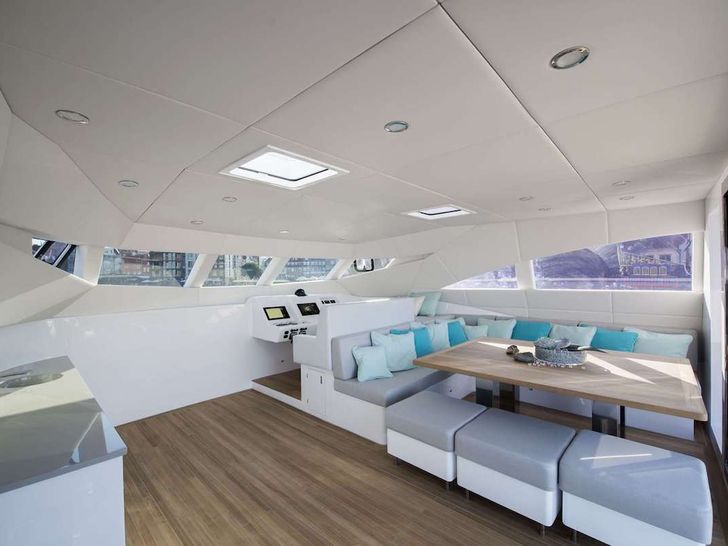 MOONDANCE - Sunreef 70 MOONDANCE - Sunreef 70