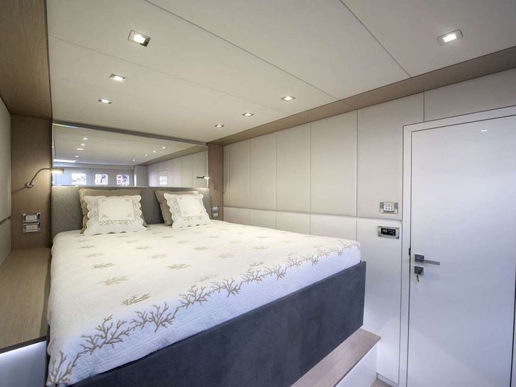 MOONDANCE - Sunreef 70 MOONDANCE - Sunreef 70