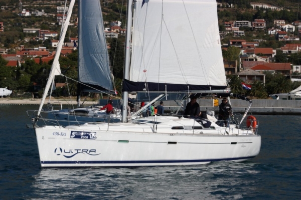 Oceanis 393 - 3 Cabins - Split - Dubrovnik