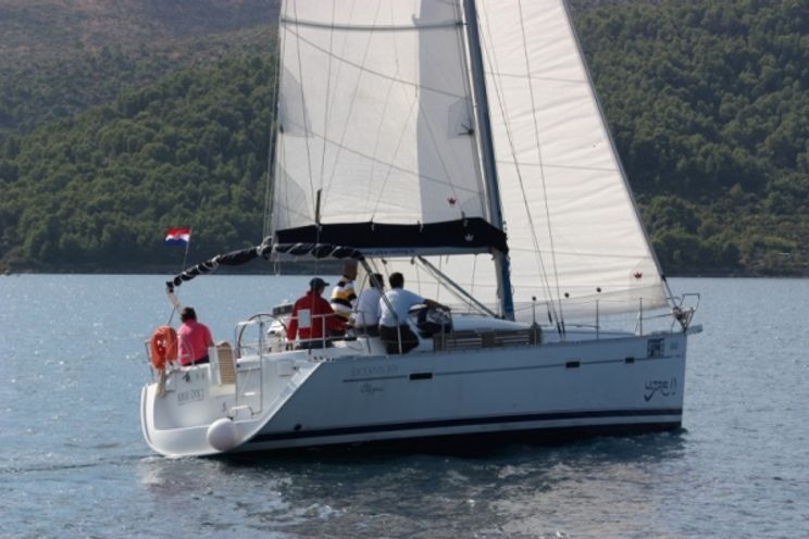 Charter Yacht Oceanis 393 - 3 Cabins - Split - Dubrovnik