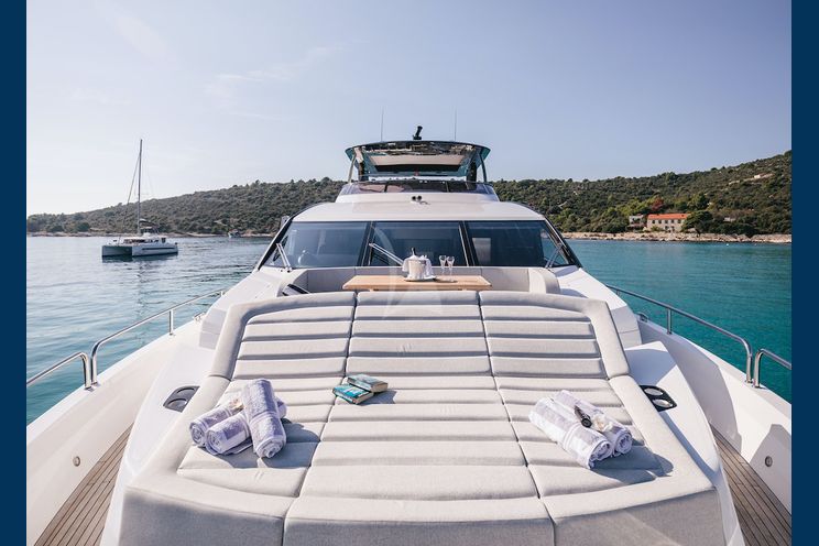 Charter Yacht MOWANA - Sunseeker 86 - 4 Cabins - Split - Trogir - Dubrovnik