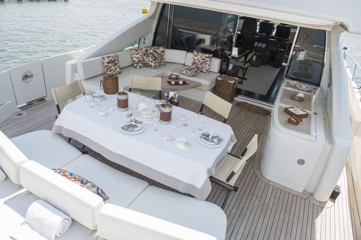 Charter Yacht MR LOUIS - Azimut 86s - Sardinia - Porto Cervo - Olbia