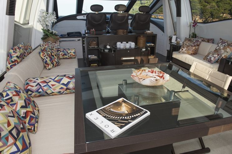 Charter Yacht MR LOUIS - Azimut 86s - Sardinia - Porto Cervo - Olbia