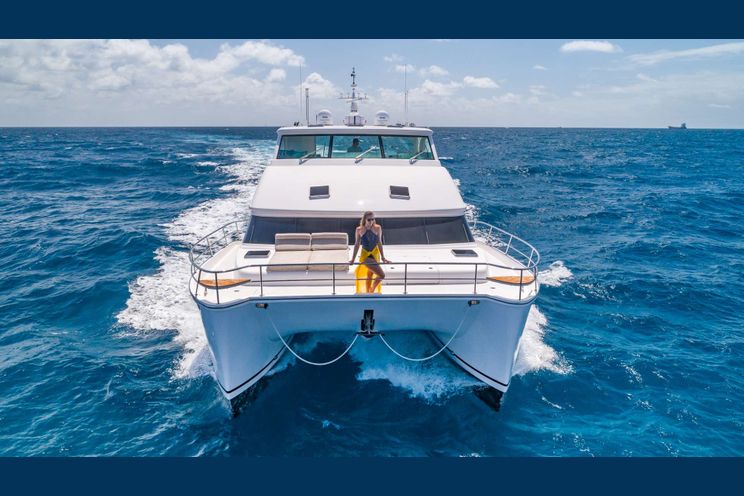 Charter Yacht MUCHO GUSTO - Horizon 65 Power Cat - 3 Cabins - Bahamas - Nassau - Exumas