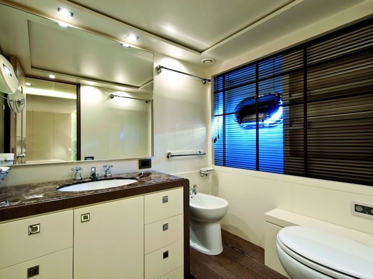 MUSA AB Yachts 116 - master cabin bathroom MUSA AB Yachts 116 - master cabin bathroom