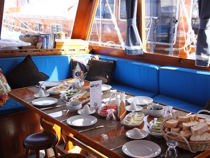 Dining Dining