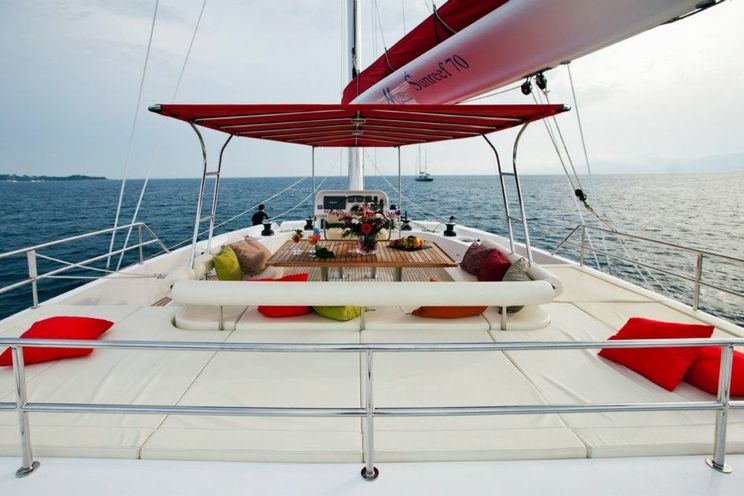 Charter Yacht MUSE - Sunreef 70 - 6 Cabins - BVI - St Martin - St Barths - Tortola - Palma - Monaco - Naples