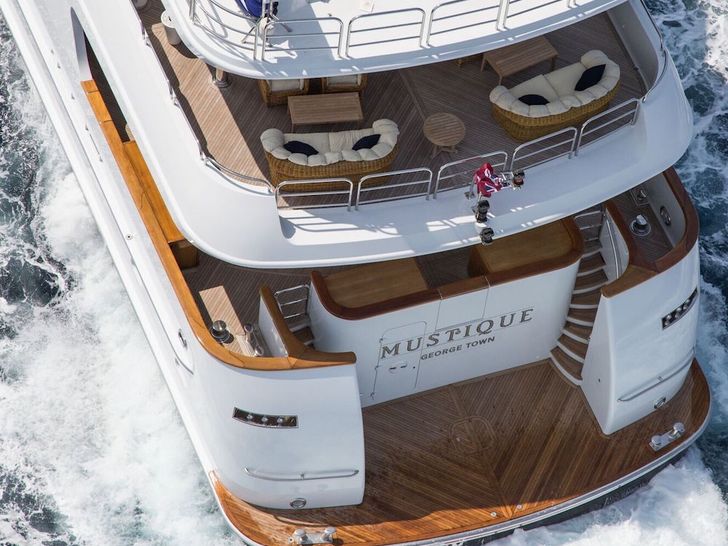 MUSTIQUE - Trinity Yachts 180 