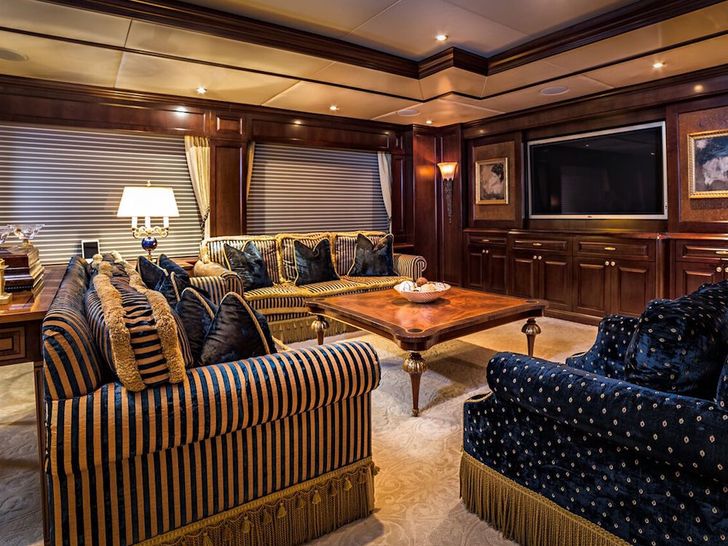 MUSTIQUE - Trinity Yachts 180