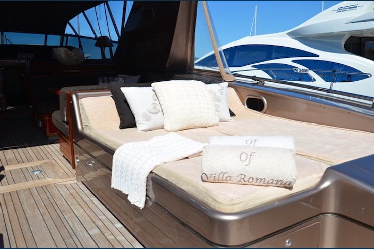 Charter Yacht Waï - Mangusta 80 - 3 Cabins - St Tropez - St Tropez - Cogolin - St Raphael