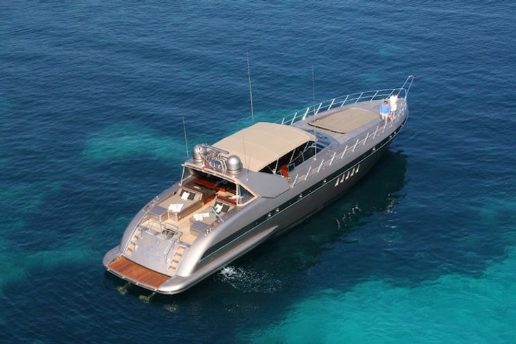 Charter Yacht Waï - Mangusta 80 - 3 Cabins - St Tropez - St Tropez - Cogolin - St Raphael