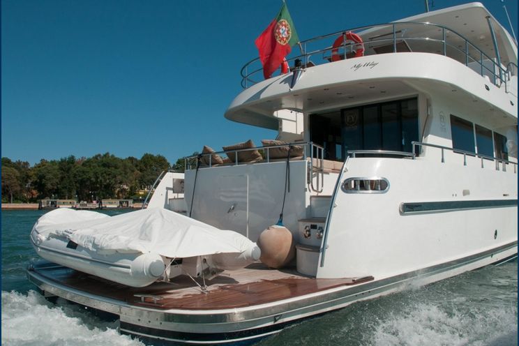 Charter Yacht MY WAY - Cantieri Vizianello 23m - 3 Cabins - Naples - Amalfi - Capri