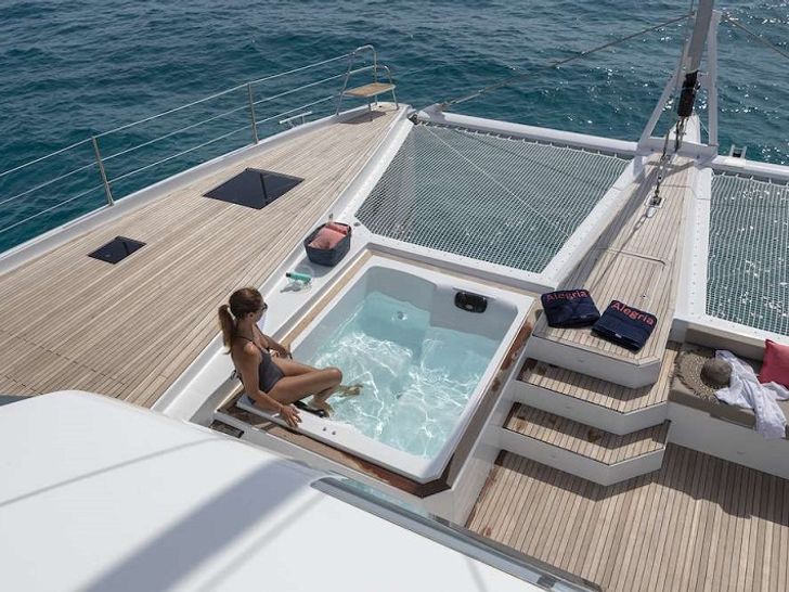jacuzzi on the foredeck