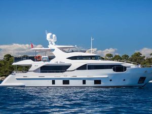 GALA I - Benetti Delfino 93 - 5 Cabins - Athens - Mykonos - Paros - Greece GALA I - Benetti Delfino 93 - 5 Cabins - Athens - Mykonos - Paros - Greece