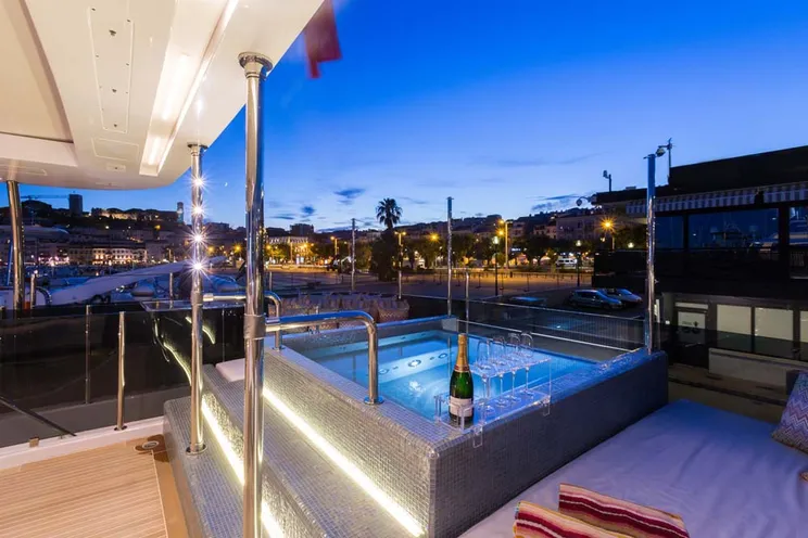 Charter Yacht GALA I - Benetti Delfino 93 - 5 Cabins - Athens - Mykonos - Paros - Greece