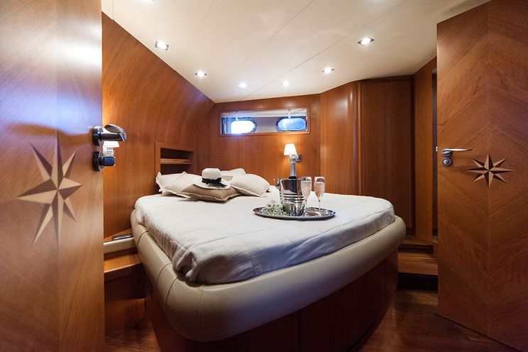 Charter Yacht NADAZERO - Raffaelli Yachts 22m Ontera - 4 Cabins - Sorrento - Naples