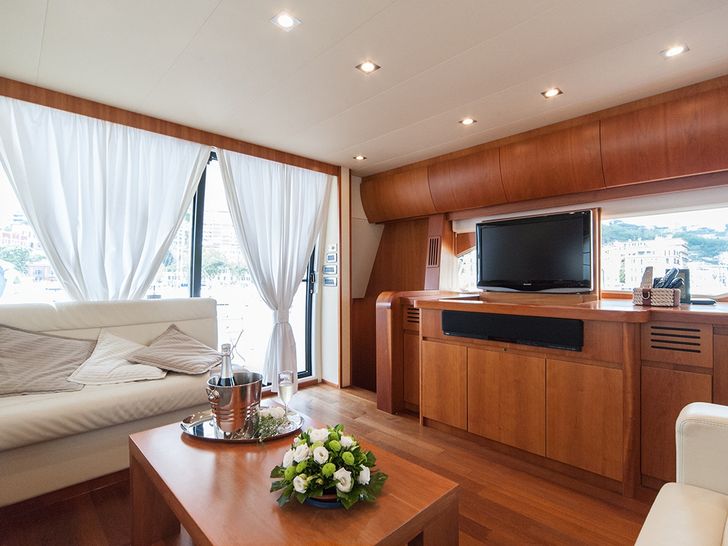NADAZERO Raffaelli 22m Motoryacht Salon NADAZERO Raffaelli 22m Motoryacht Salon