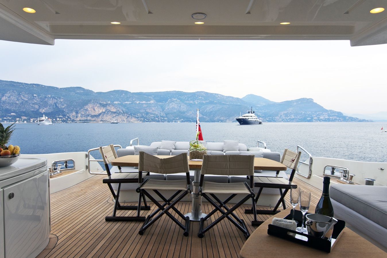 NAMI Azimut 86 Luxury Motoryacht Aft Deck