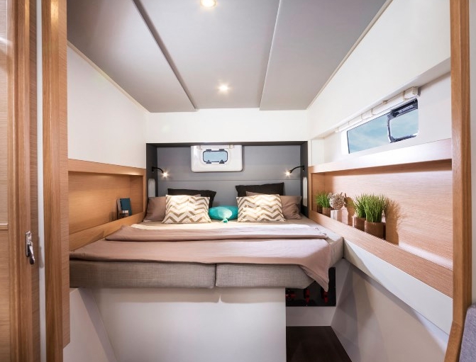 Charter Yacht Nautitech 40 Open - 4 Cabins - Ajaccio - Corsica