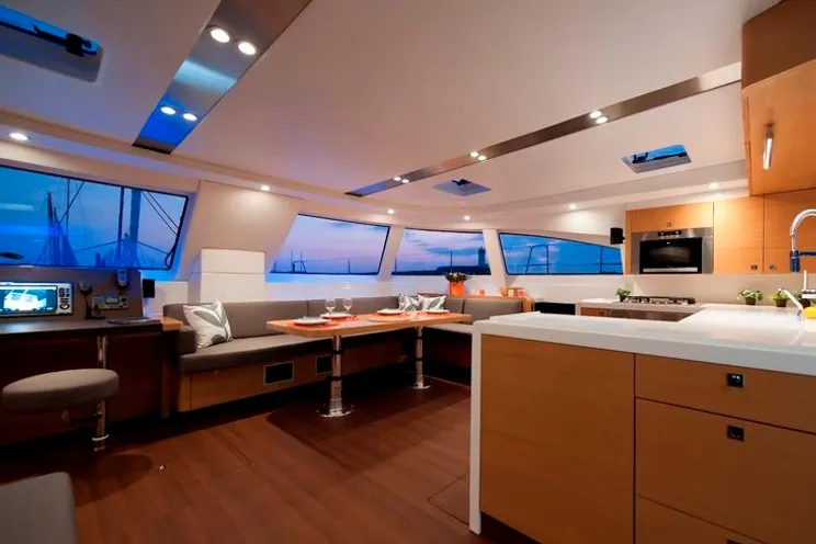 Charter Yacht Nautitech 542 - 5 Cabins - Corsica - French Riviera
