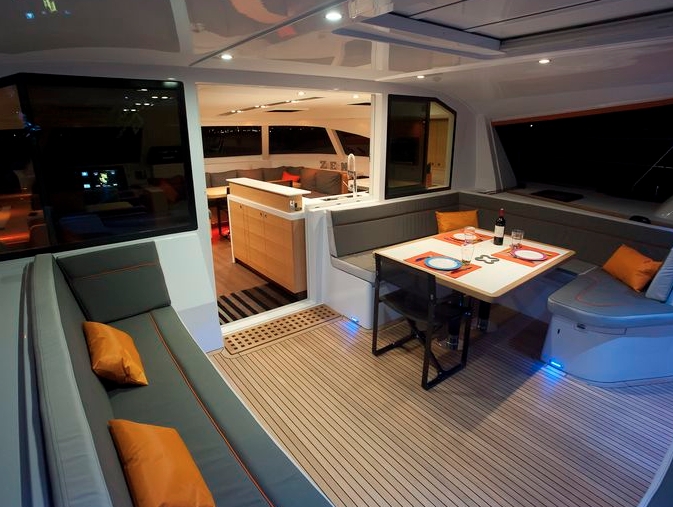 Charter Yacht Nautitech 542 - 5 Cabins - Corsica - French Riviera