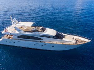 NAWAIMAA - Day Charter 25 Guests - 4 Cabins Liveaboard - Maldives - Indian Ocean NAWAIMAA - Day Charter 25 Guests - 4 Cabins Liveaboard - Maldives - Indian Ocean