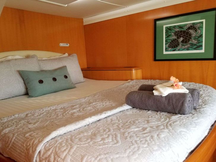 NERA Crewed Catamaran Belize Cabin NERA Crewed Catamaran Belize Cabin
