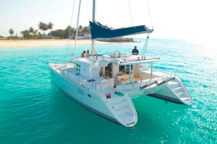 Charter Yacht NERA - Lagoon 500 - 4 Cabins - Belize City - San Pedro - Guatemala