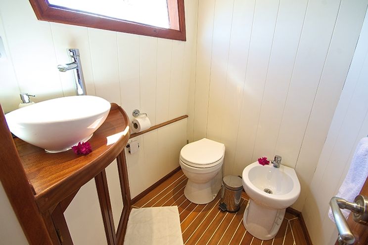Charter Yacht Netamarine 30 - 7 Cabins - Mahe,Seychelles,Indian Ocean