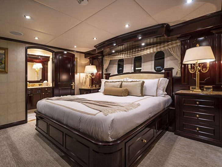 MISS CHRISTINE King Stateroom MISS CHRISTINE King Stateroom