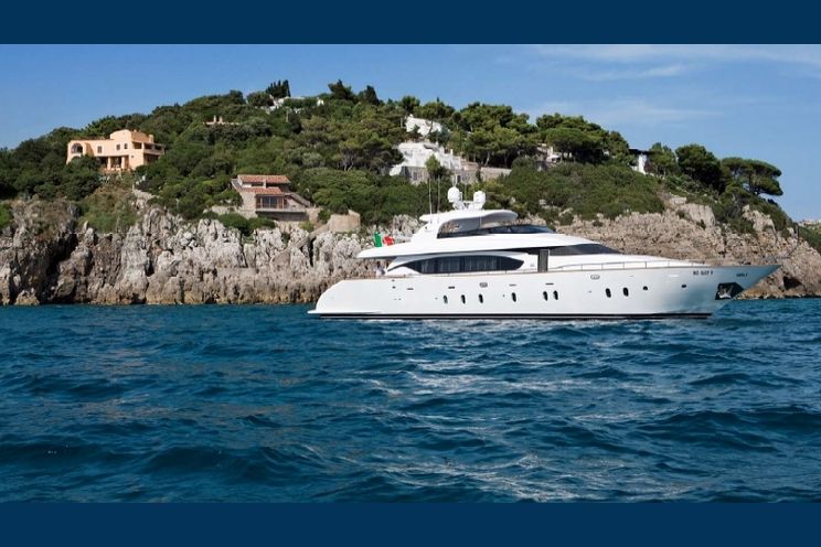 Charter Yacht NIKCA - Maiora 27m - 4 Cabins - Italy - Amalfi Coast - Naples - Gaeta - Capri