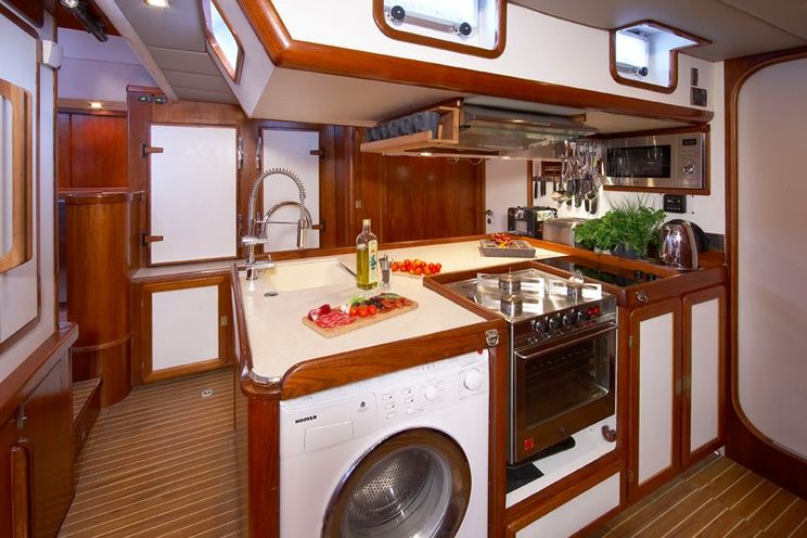 Charter Yacht NOHeea - De Schepper 25m - 3 Cabins - Barcelona - Palma de Mallorca - Ibiza - Tortola - St Maarten