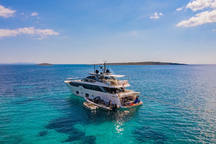 Charter Yacht NOOR II - San Lorenzo 102 - 5 Cabins - Split - Hvar - Dubrovnik