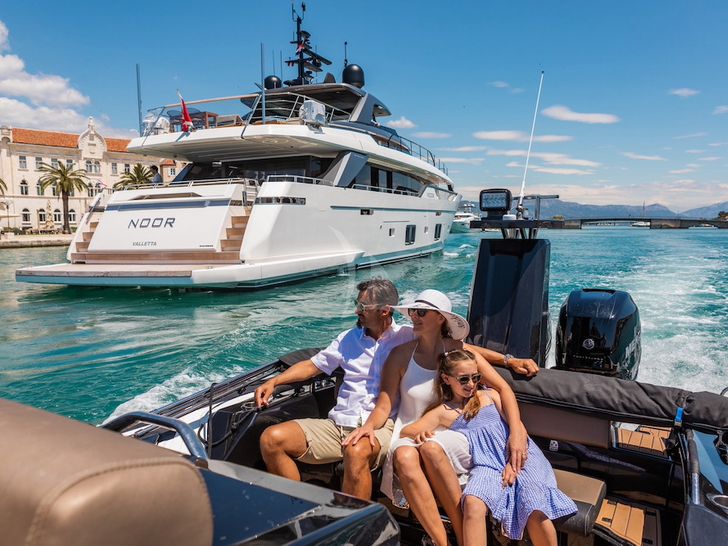 NOOR Sanlorenzo 102 - guests on the tender NOOR Sanlorenzo 102 - guests on the tender