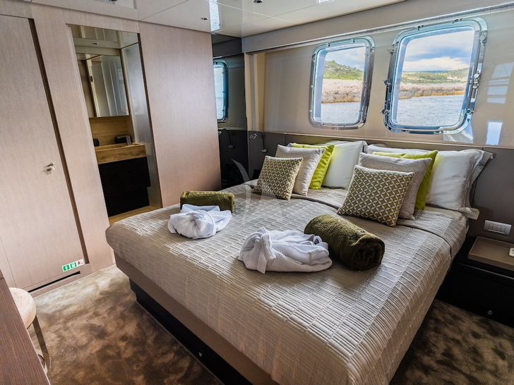 NOOR Sanlorenzo 102 - VIP cabin NOOR Sanlorenzo 102 - VIP cabin