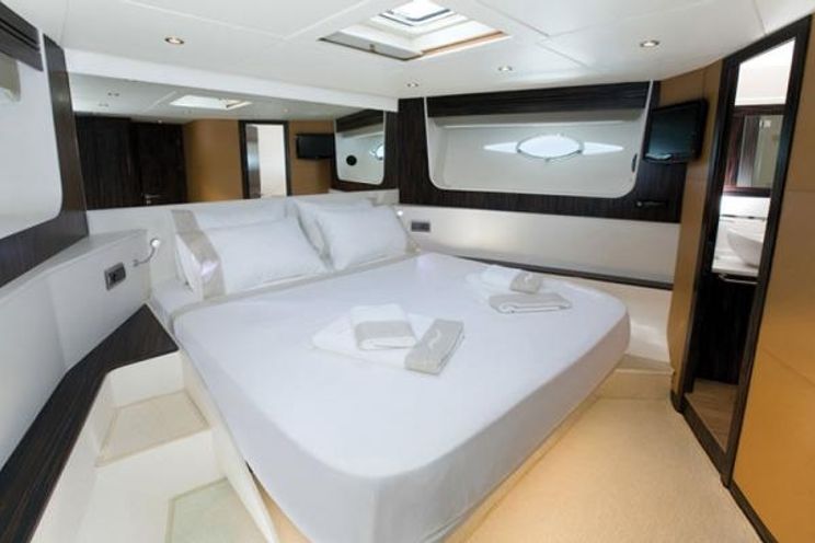 Charter Yacht Numarine 78 - 4 Cabins - Rio de Janeiro